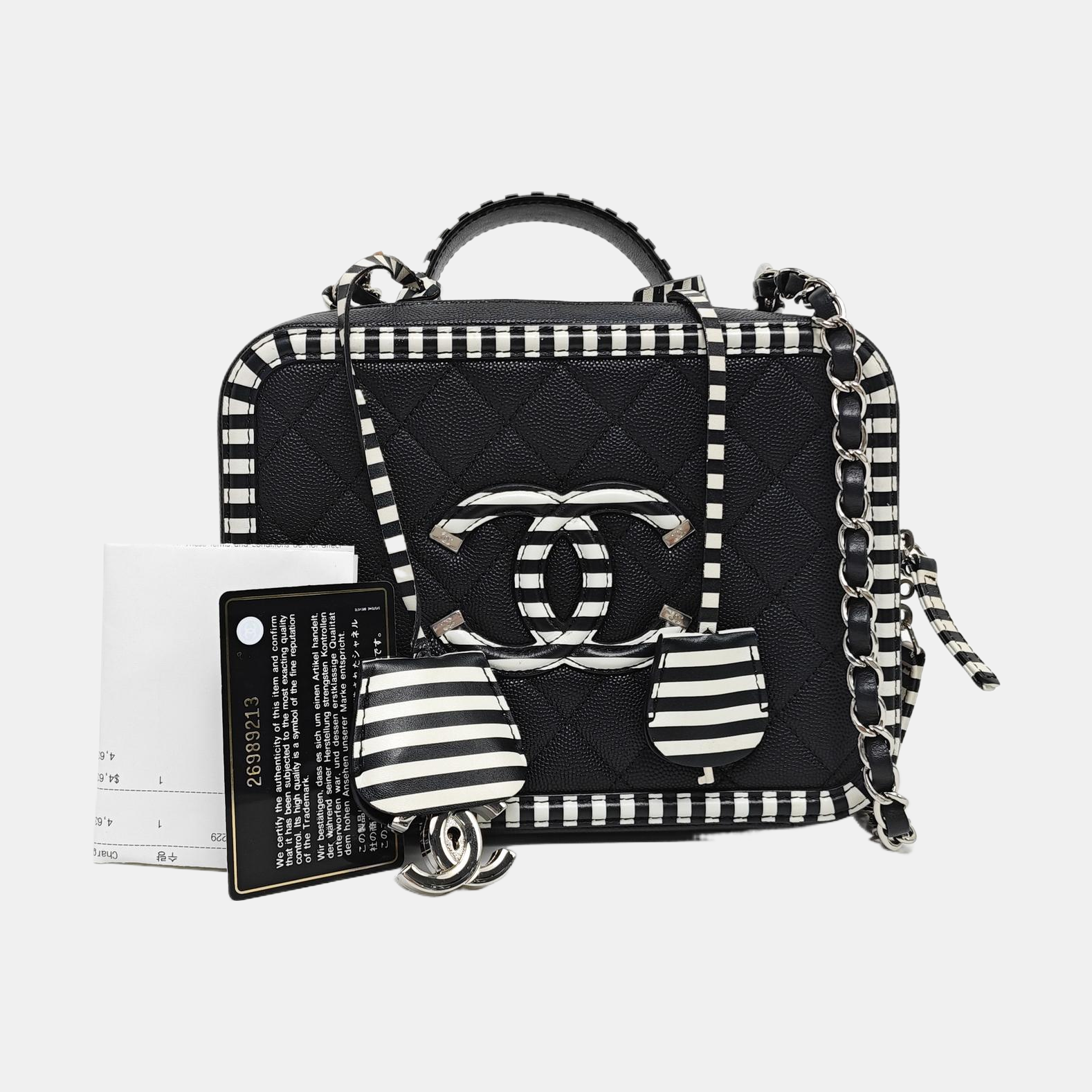 Authenticated pre-owned  FILIGREE Medium Quilted Grained Calfskin Black - Shoulder Bag at Looply