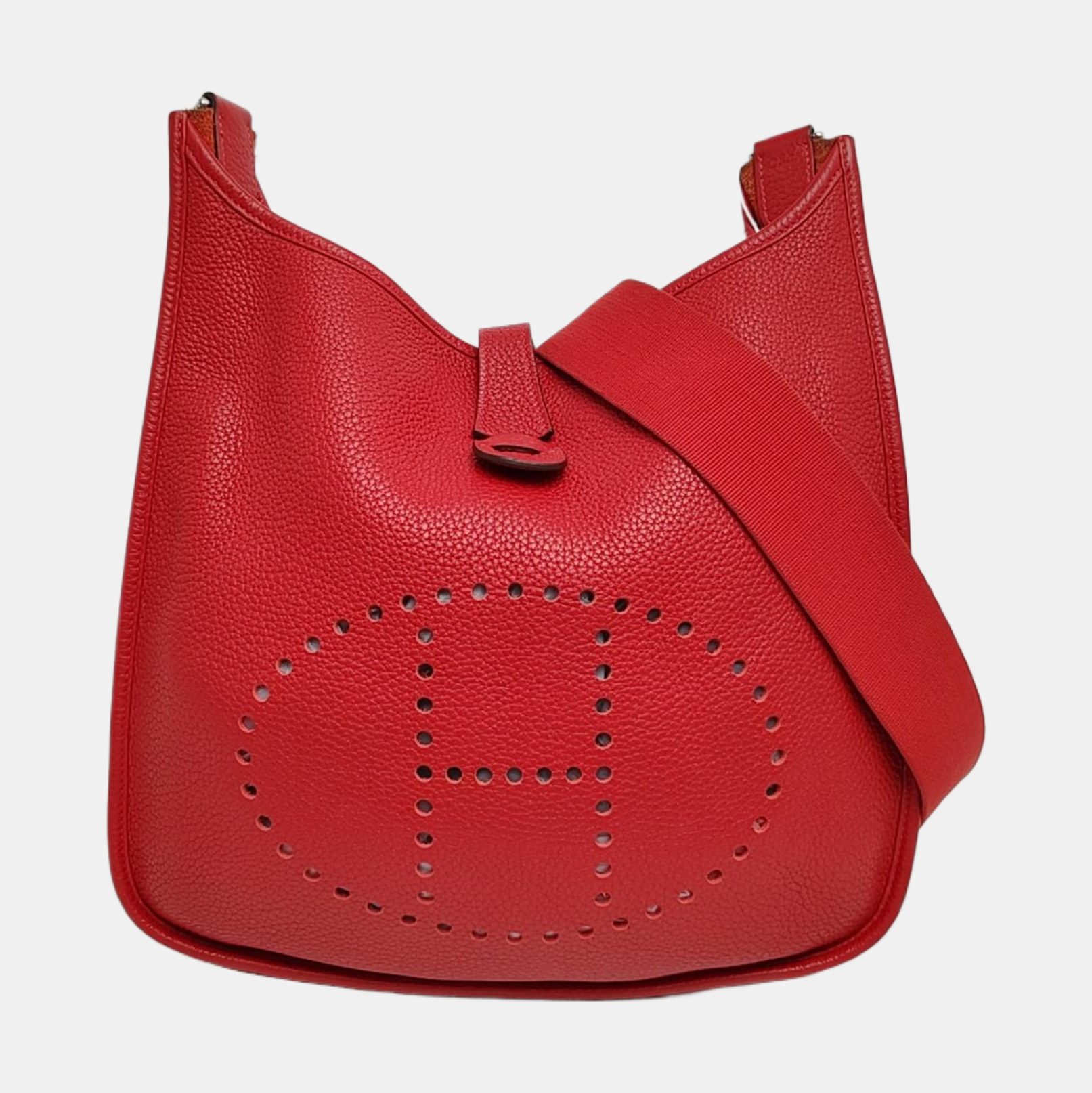Authenticated pre-owned  Evelyne PM Clemence Red - Shoulder Bag at Looply