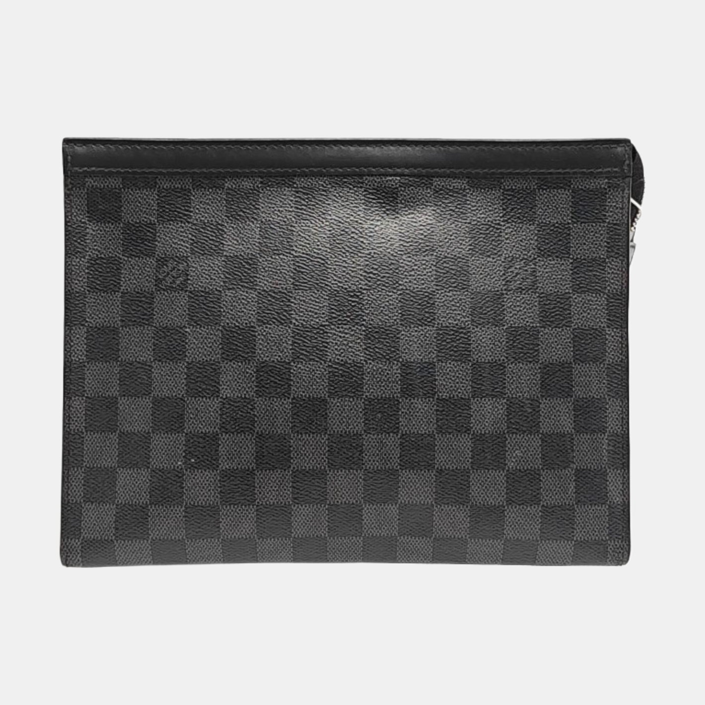 Pochette Voyag MM Damier Graphite Coated Canvas Gray