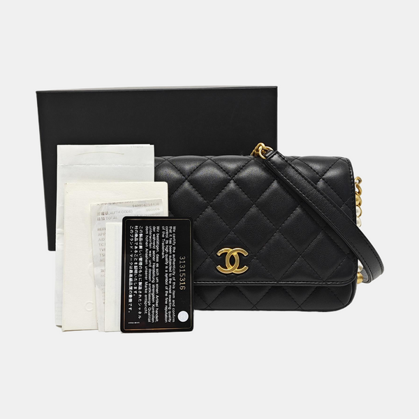 TRENDY CC Quilted Grained Calfskin Black