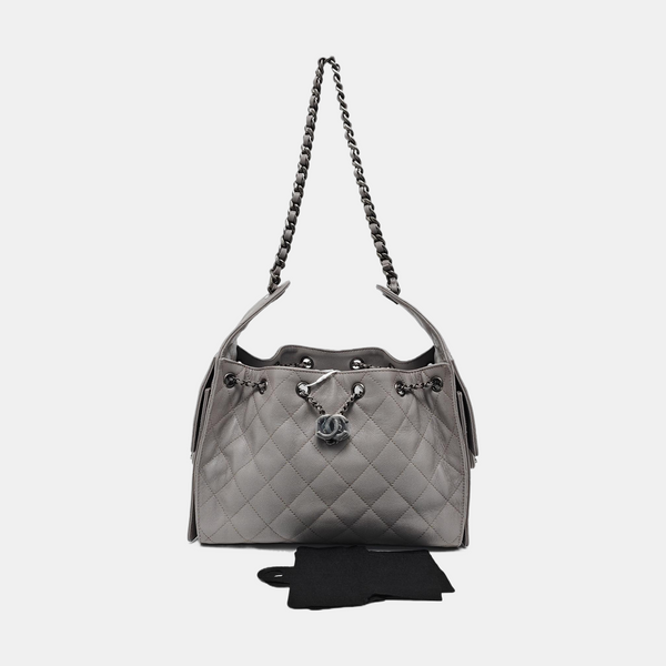 Authenticated pre-owned  CHANEL 25 Quilted Grained Calfskin Grey - Top Handle Bag at Looply
