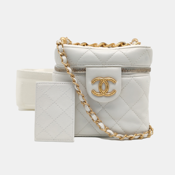 Authenticated pre-owned  VANITY CASE Small Quilted Calfskin White - Shoulder Bag at Looply