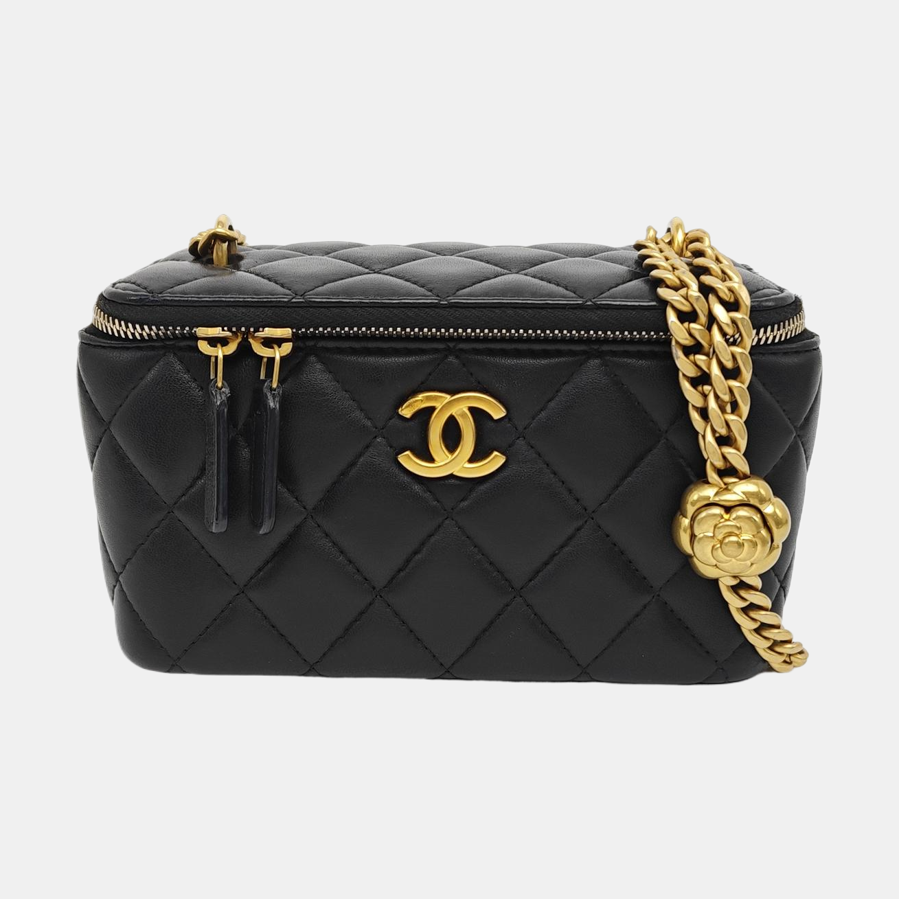 VANITY CASE Medium Quilted Lambskin Black