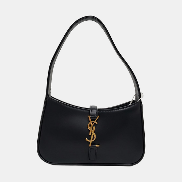 Authenticated pre-owned  LE 5 À 7 Calfskin Black - Shoulder Bag at Looply