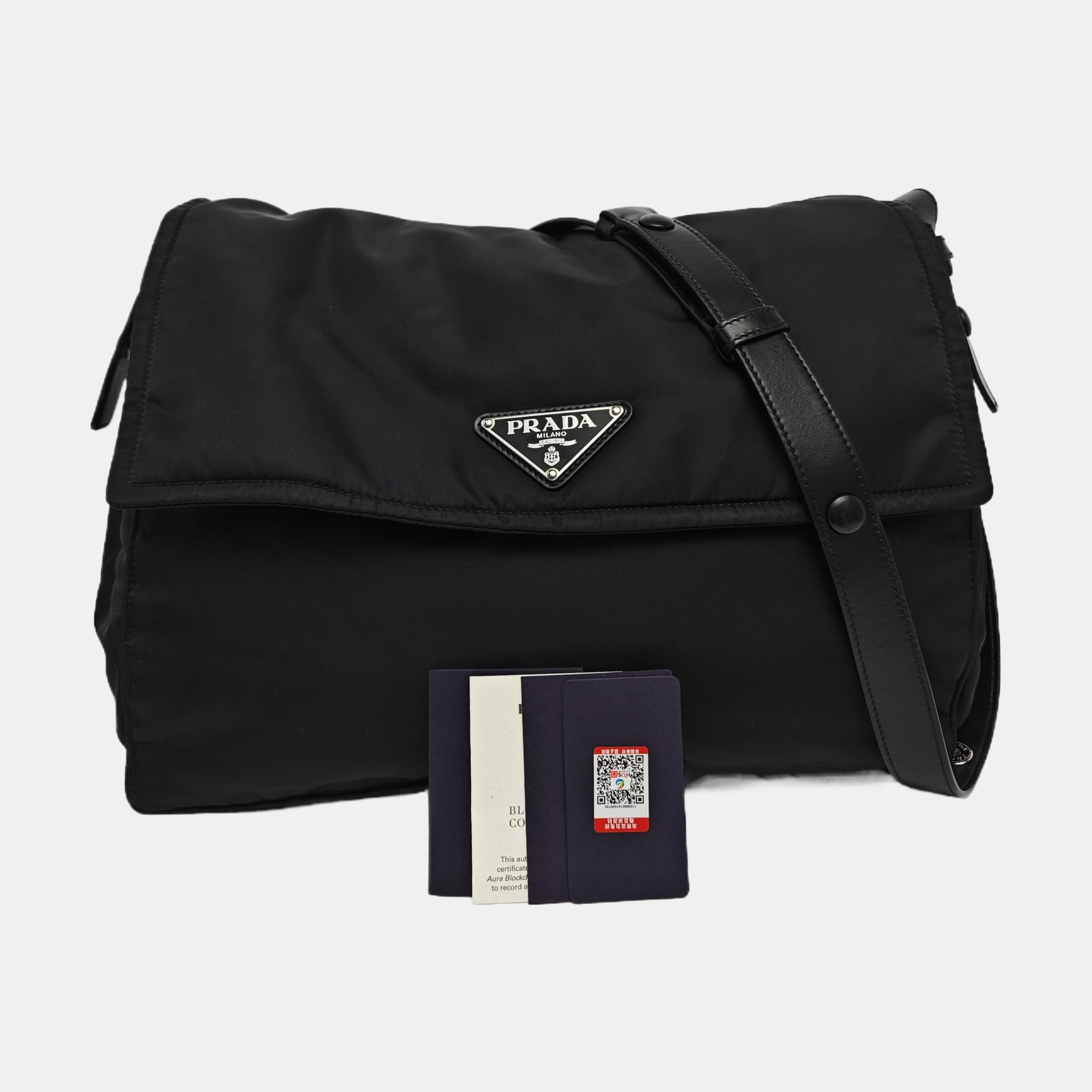Invite Large Nylon Black