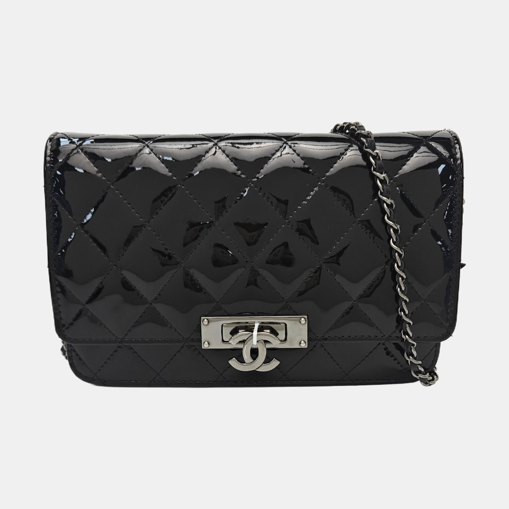 Quilted Calfskin Shoulder Bag Black