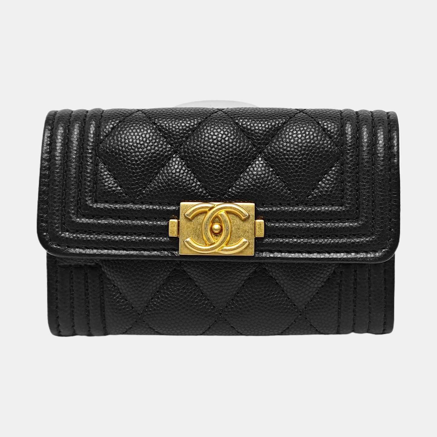 Cartera BOY CHANEL de piel de becerro granulada acolchada negra