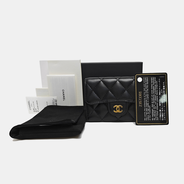 CLASSIC FLAP Quilted Lambskin Black Wallet