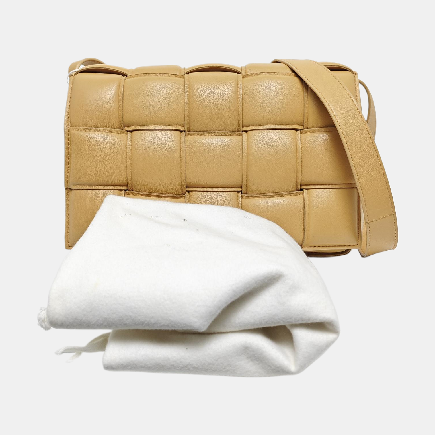 Cassette Medium Lambskin Beige