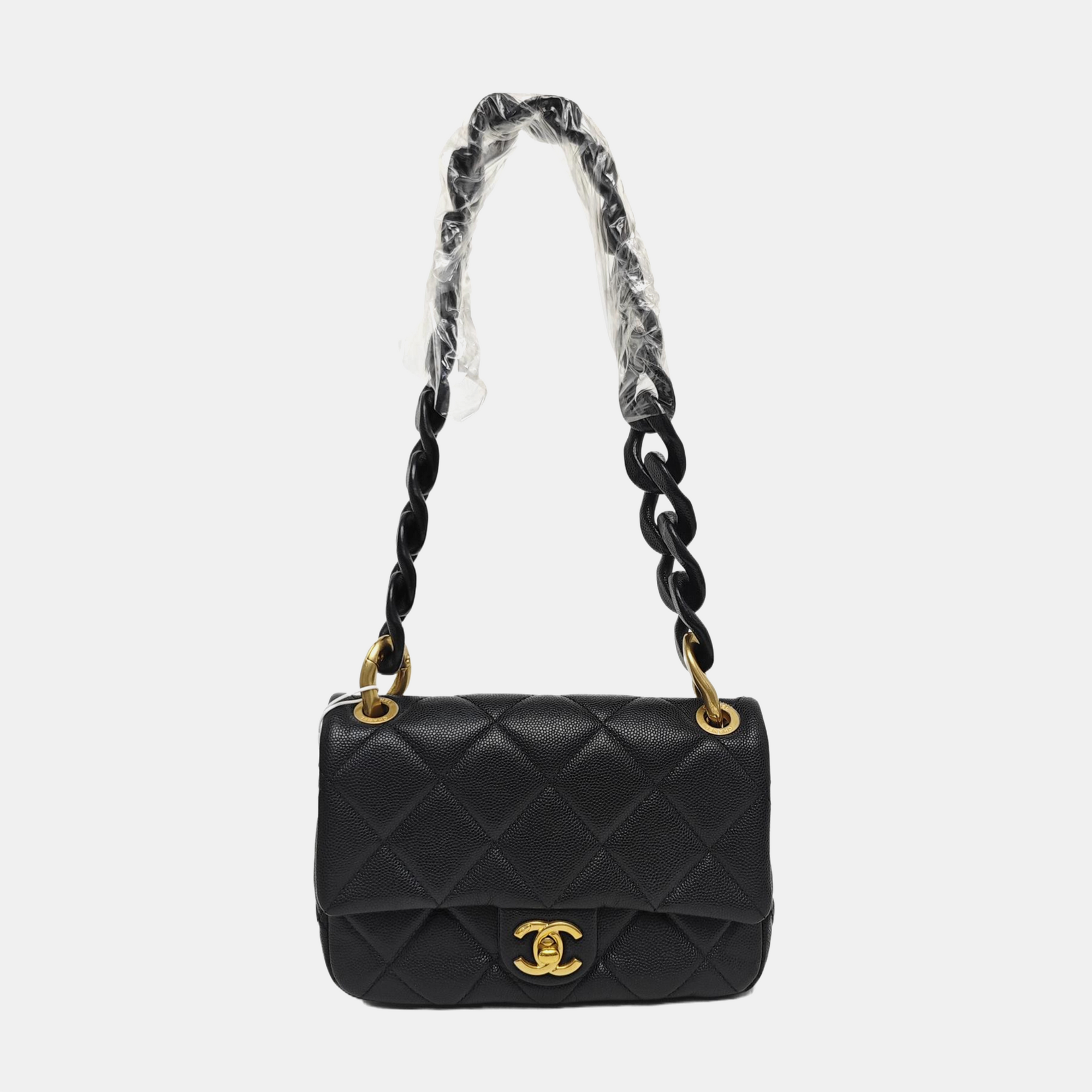 Medium Quilted Grained Calfskin Black
