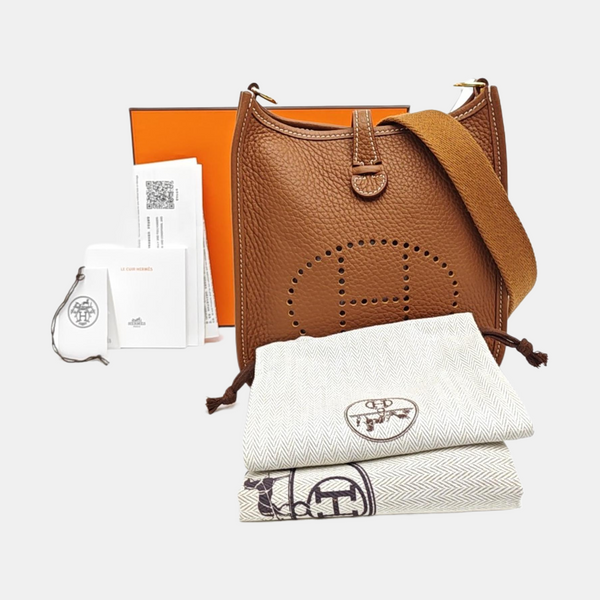 Evelyne TPM Clemence Brown