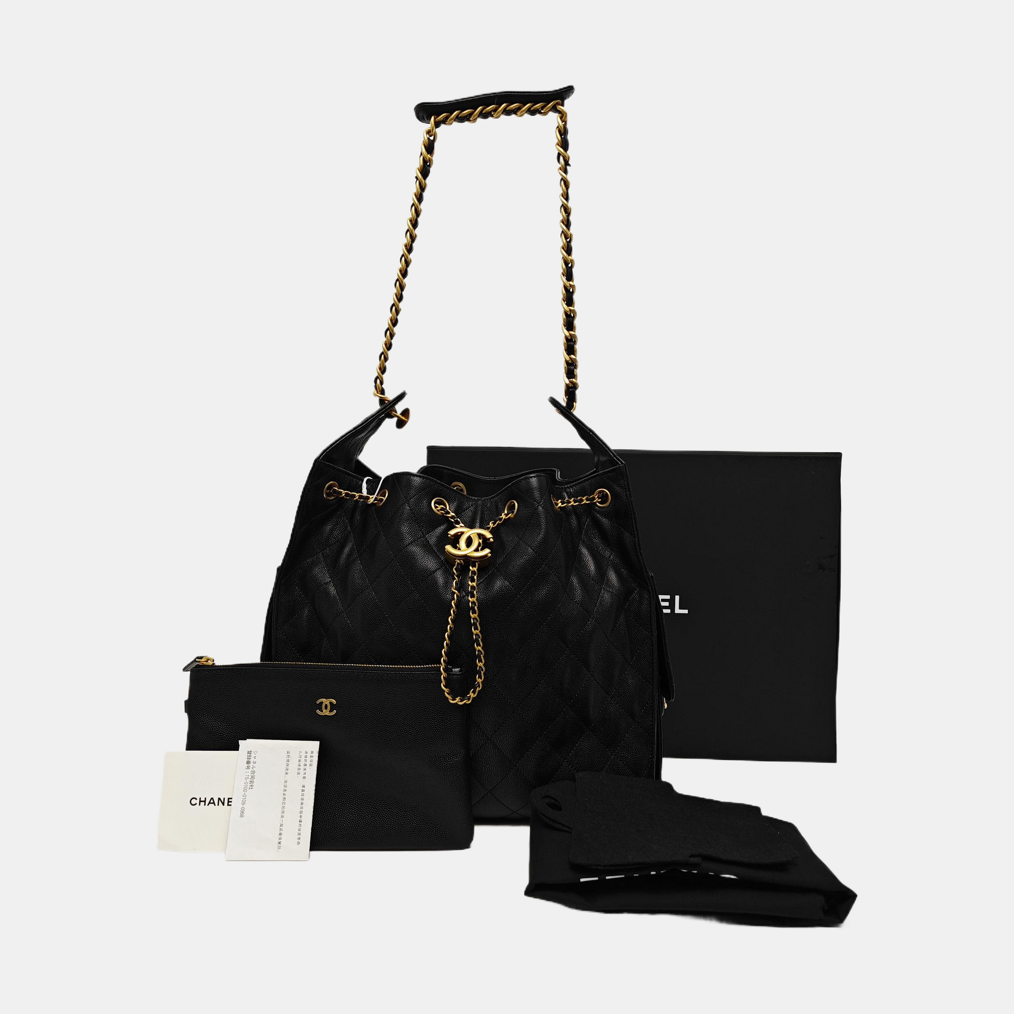 CHANEL 25 Medium Quilted Grained Calfskin Black