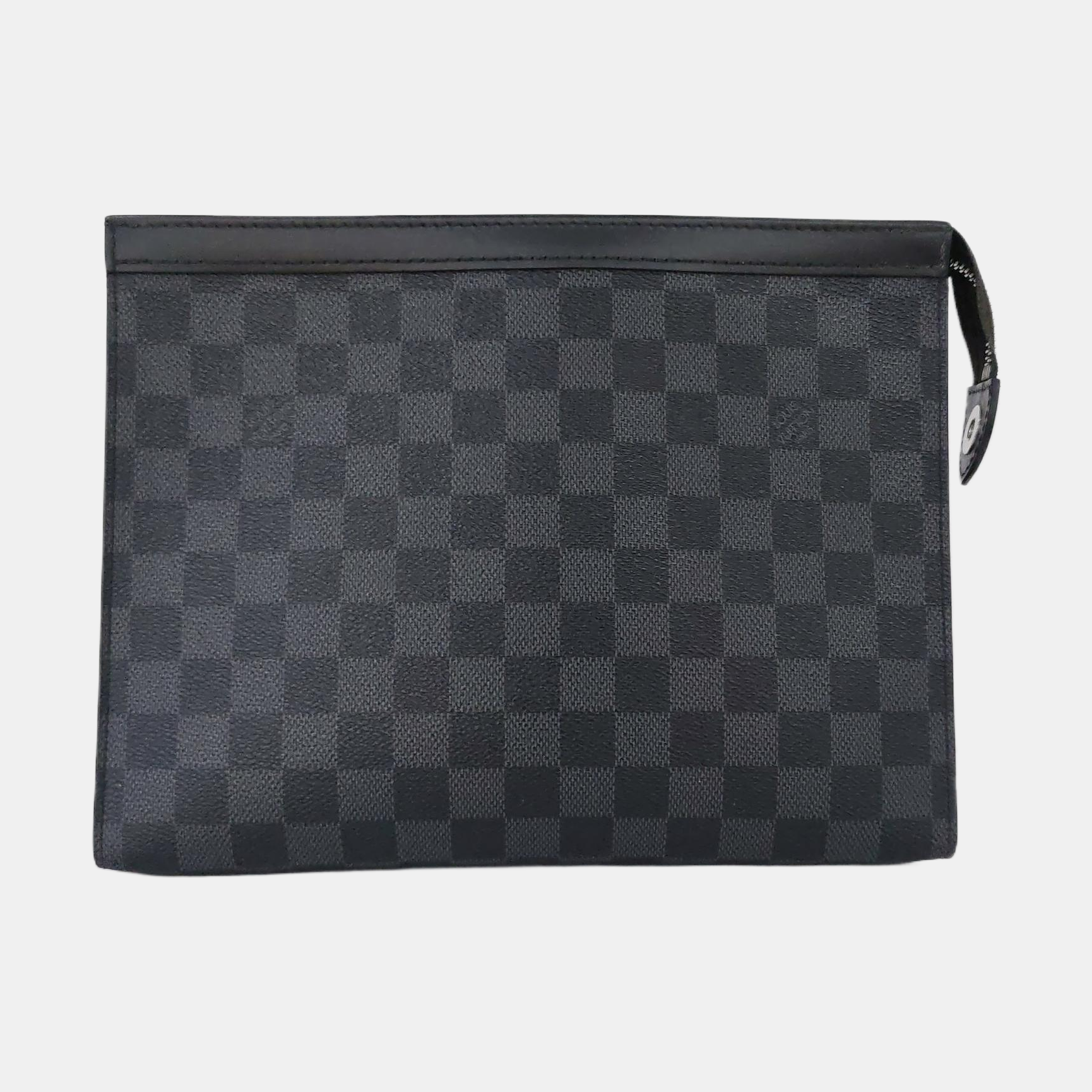 Pochette Voyag MM Damier Graphite Coated Canvas Gray