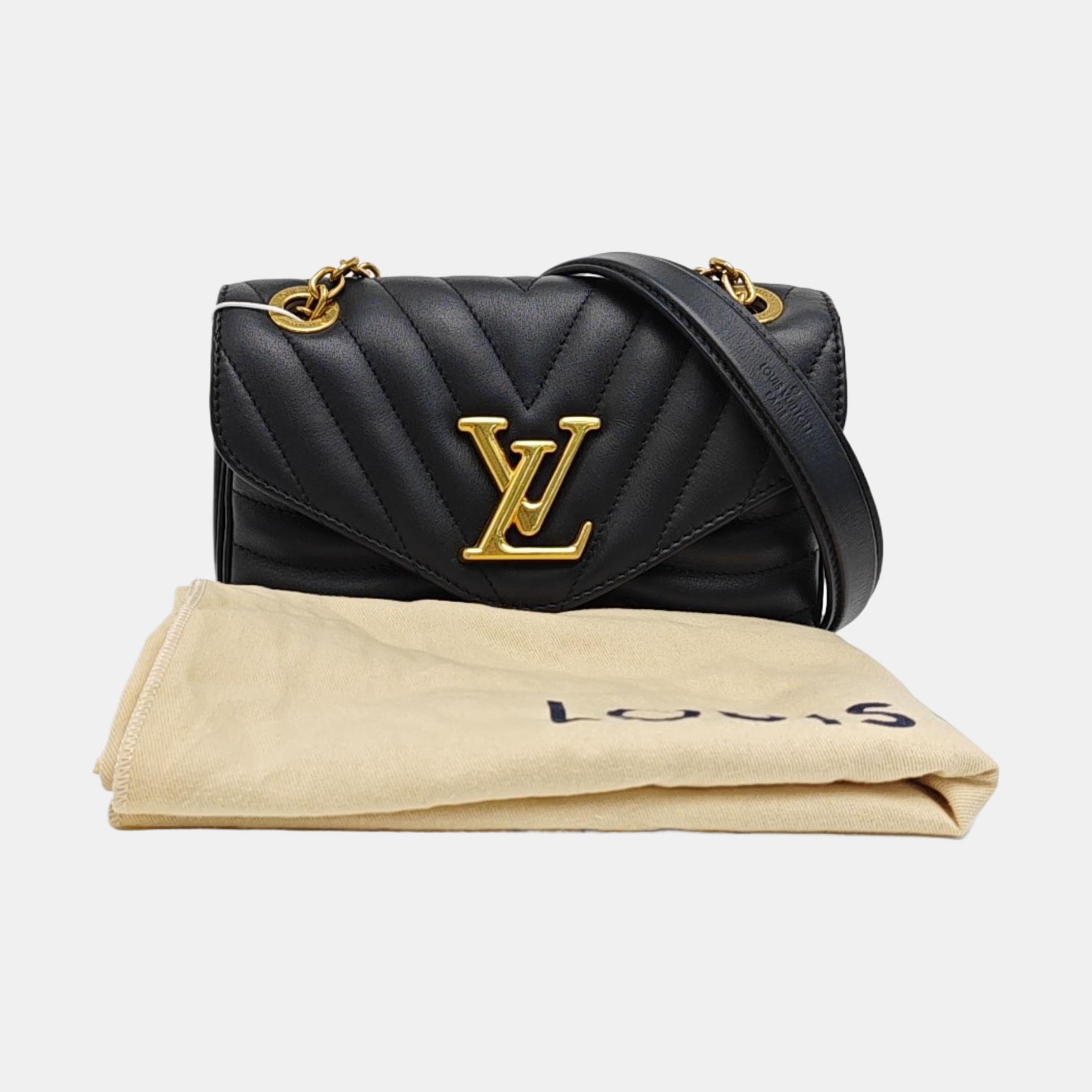 NEW WAVE PM Quilted Calfskin Black