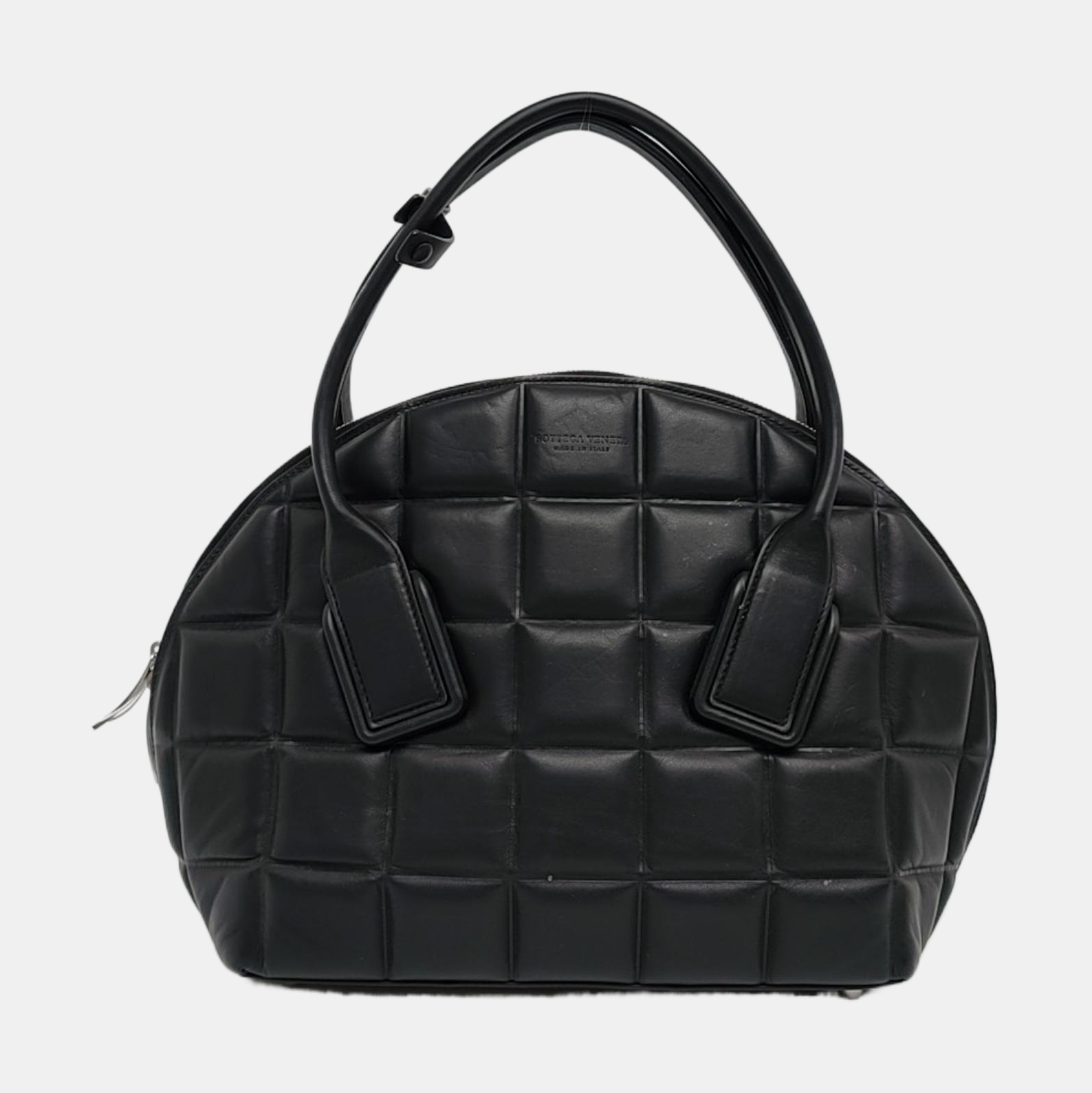 BV Swoop Medium Calfskin Black