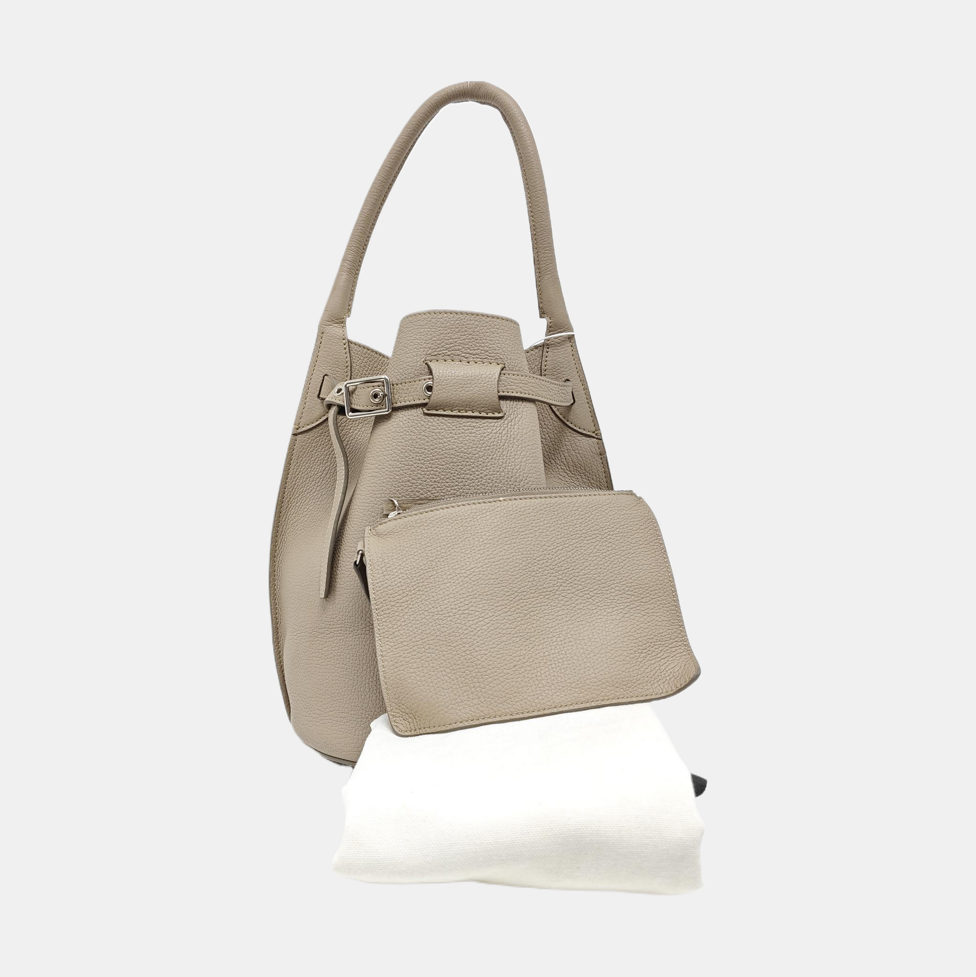 Authenticated pre-owned  BIG BAG Calfskin Beige - Bucket Bag at Looply