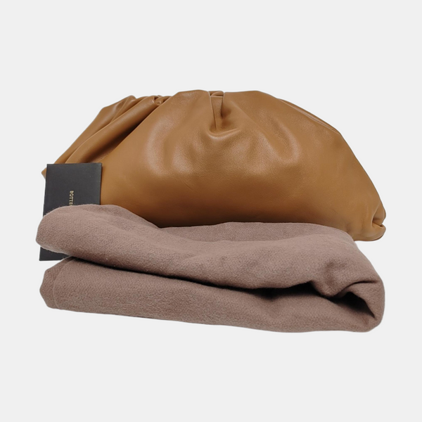The Pouch Large Calfskin Brown