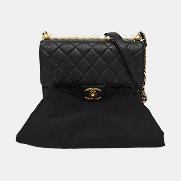 CLASSIC VERTICAL PEARL Medium Quilted Lambskin Black