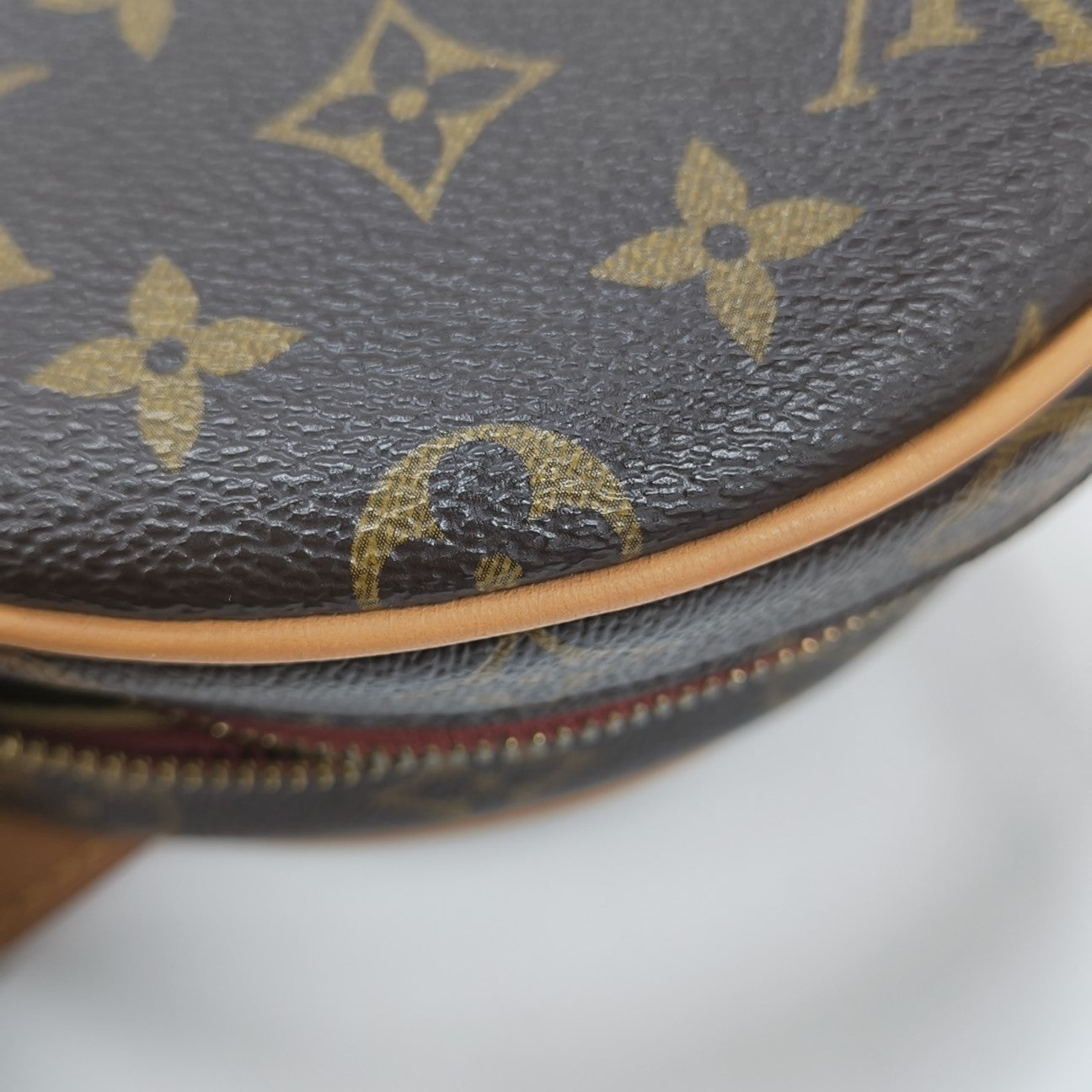 BOITE CHAPEAU PM Monogram Coated Canvas Brown