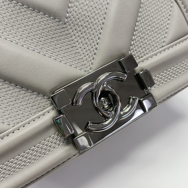 BOY CHANEL Small Chevron Calfskin Gray