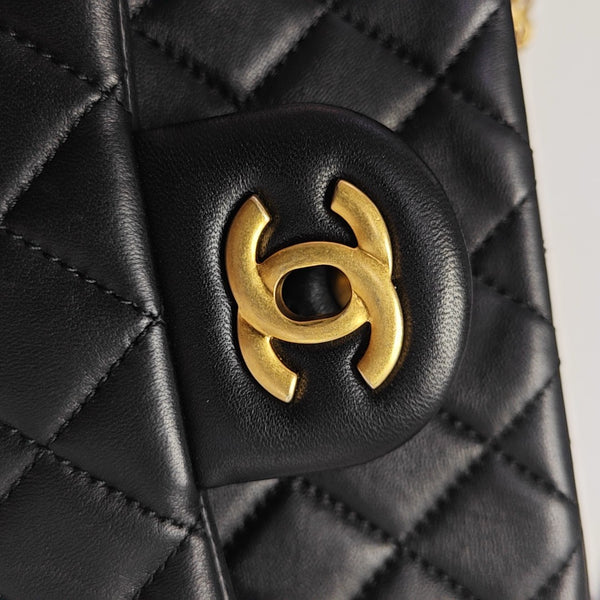 CLASSIC FLAP Mini Quilted Lambskin Black