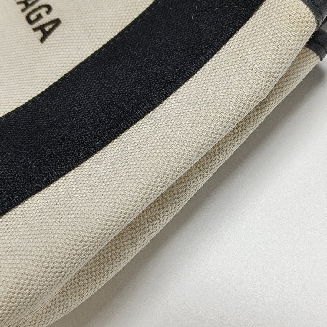 Navy Mini Canvas White
