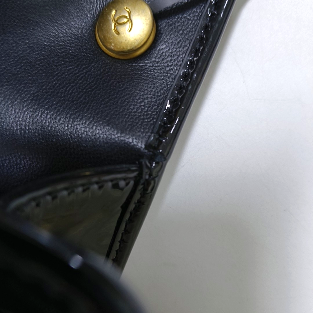 Mini Quilted Patent Leather Black