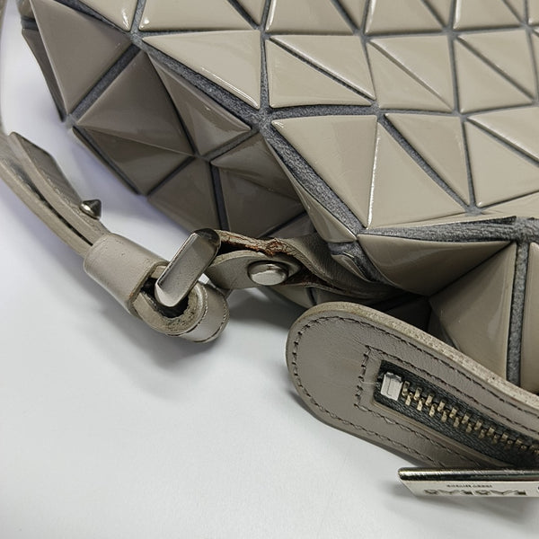 Special Material Shoulder Bag Beige