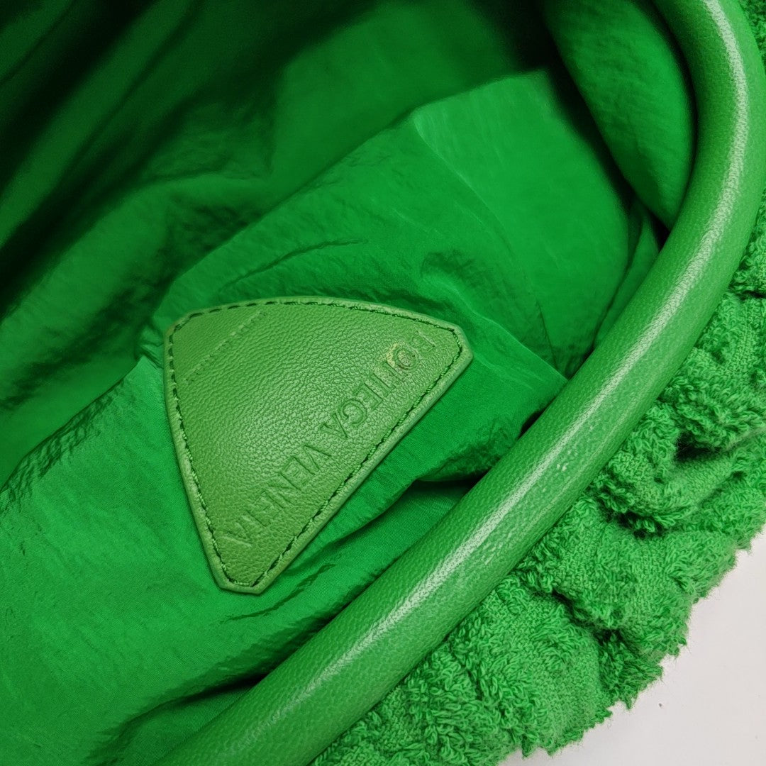 The Pouch Fabric Green