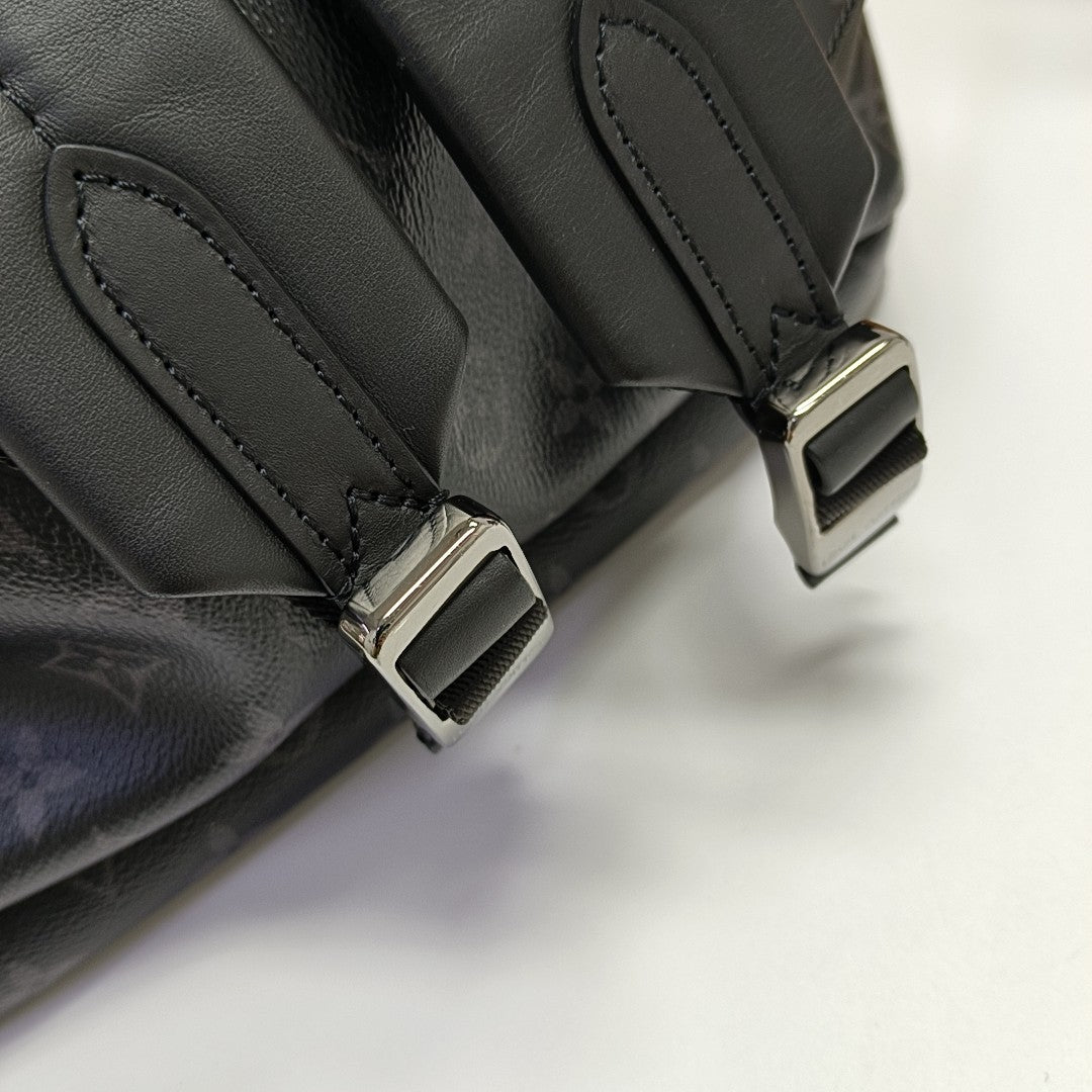 DISCOVERY PM Monogram Coated Canvas Black