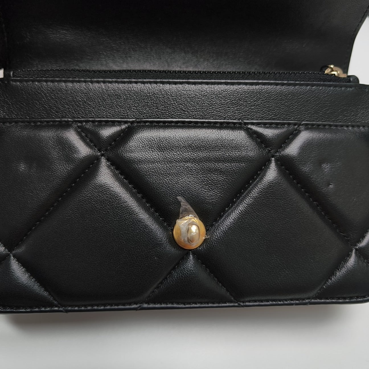 CHANEL 19 WOC Quilted Lambskin Black