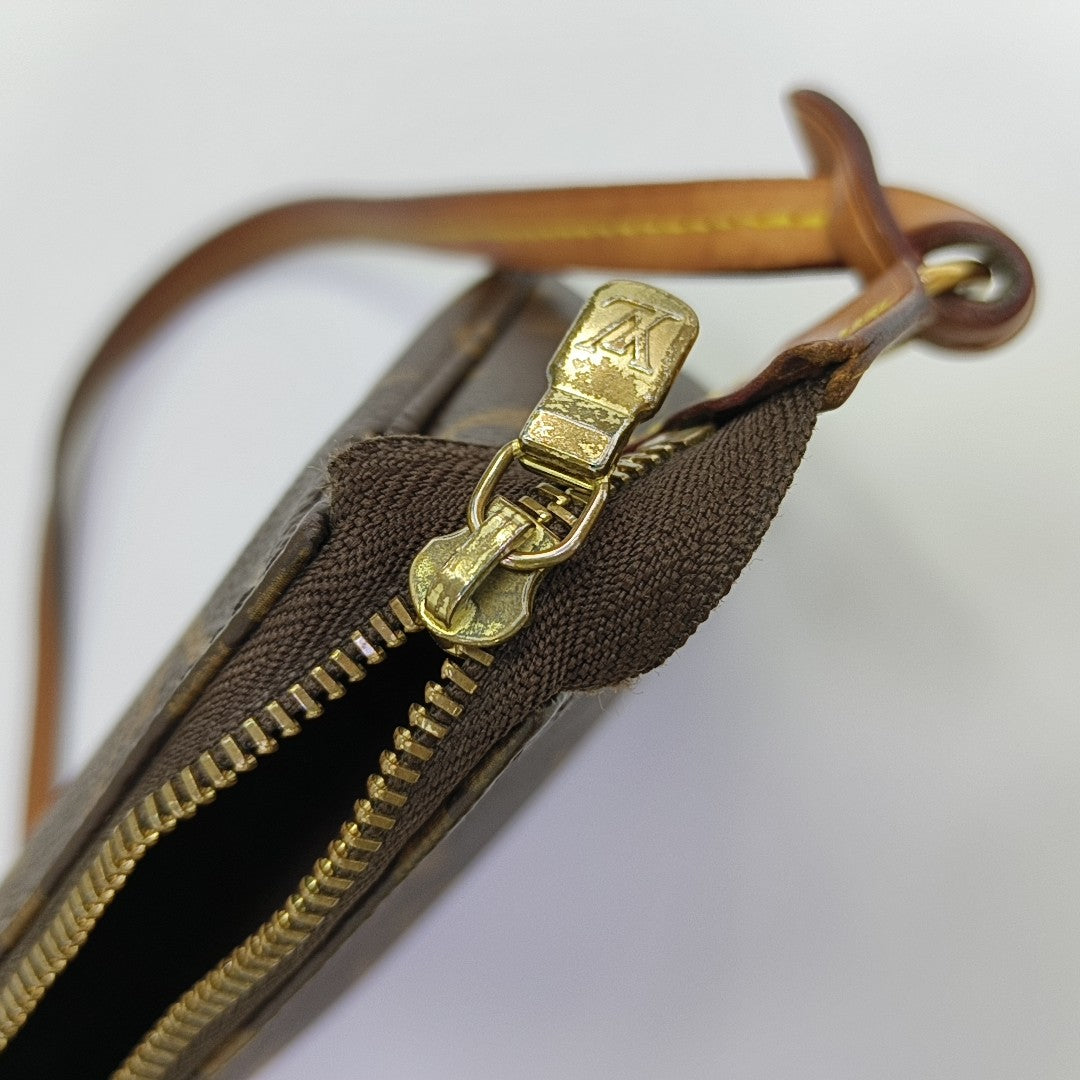 ACCESSOIRES Monogram Coated Canvas Brown