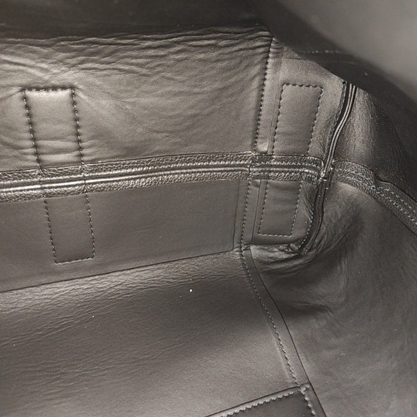 Hourglass M Calfskin Black