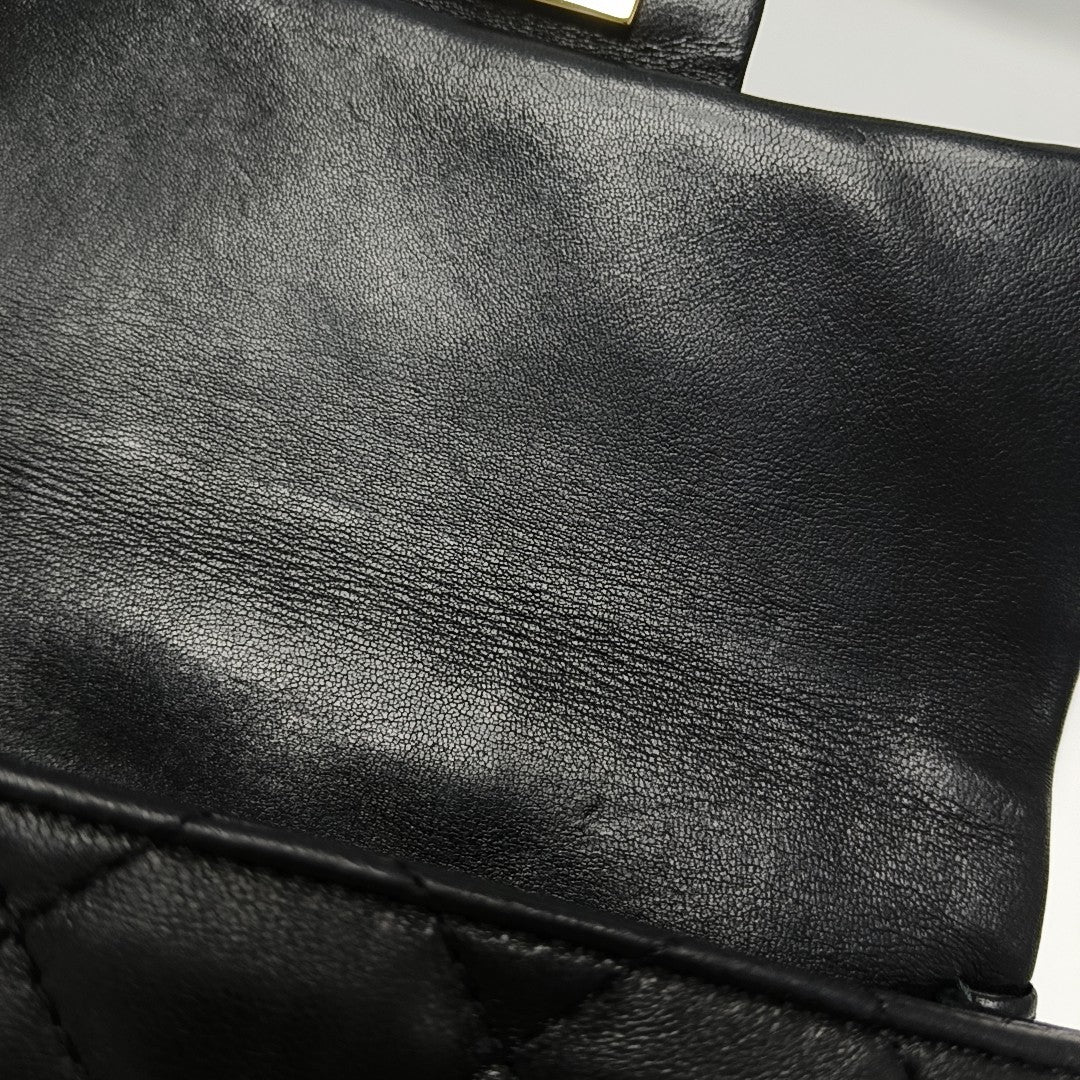 CLASSIC FLAP Mini Quilted Lambskin Black
