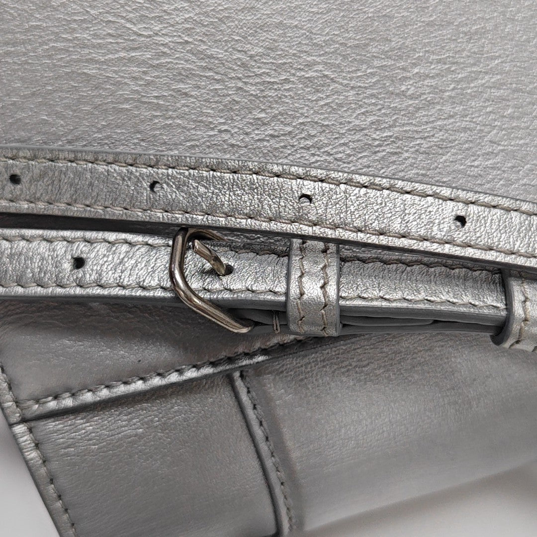Hourglass S Calfskin Silver