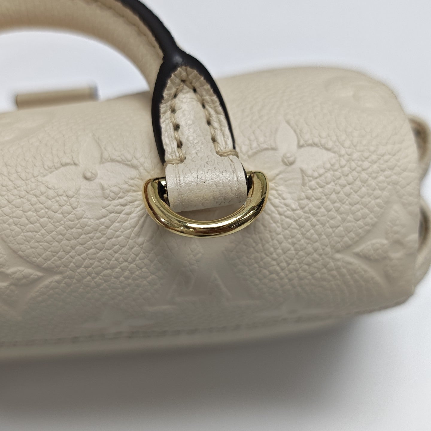 NANO MADELEINE Nano Monogram Calfskin Beige