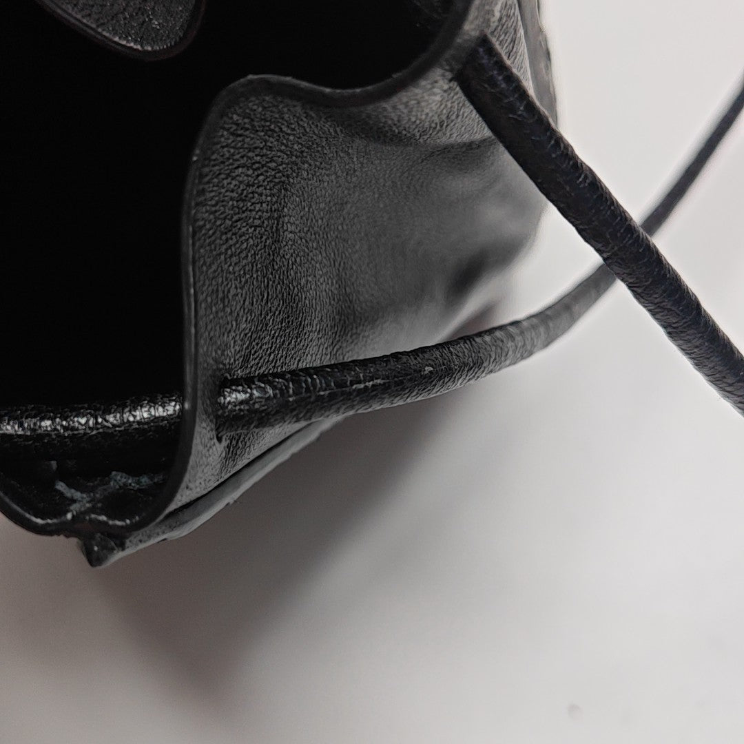Knot Mini Calfskin Black