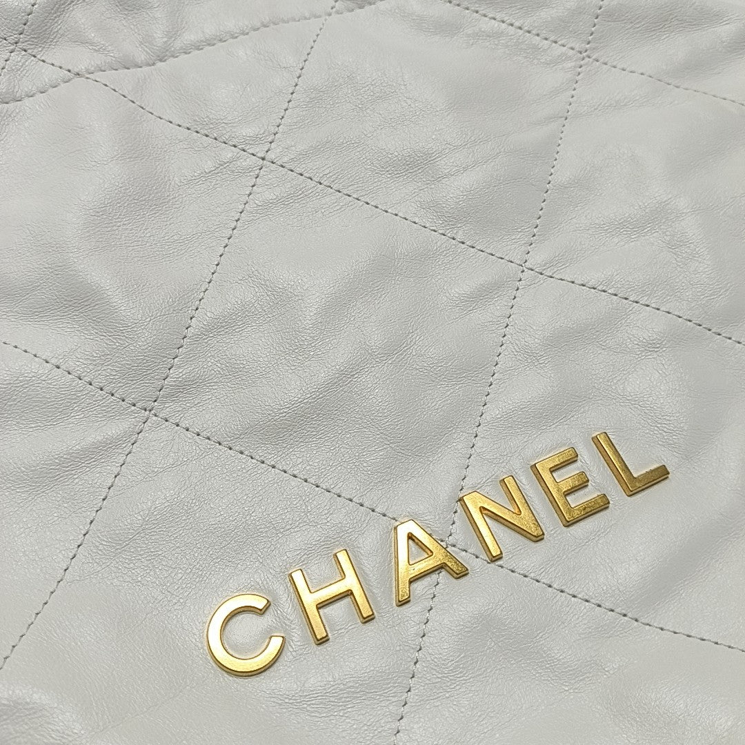 CHANEL 22 Small Quilted Calfskin White