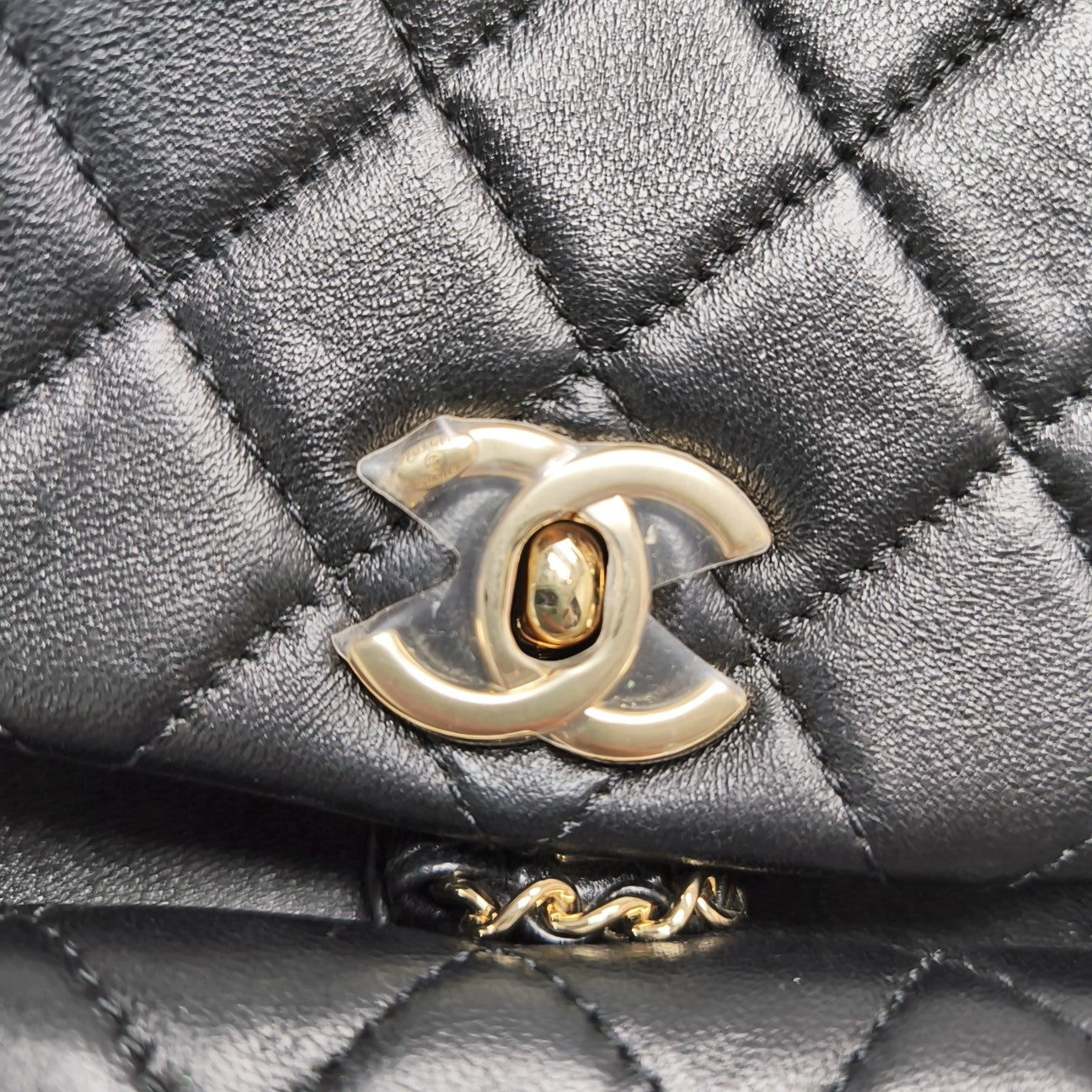 DUMA Quilted Lambskin Black