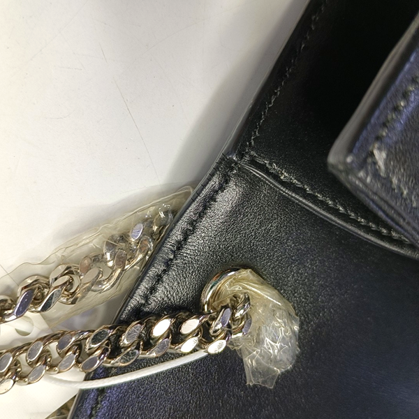 Authenticated pre-owned  KATE Calfskin Black - Shoulder Bag at Looply