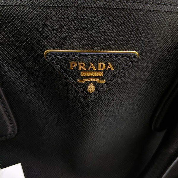 Saffiano Calfskin Shoulder Bag Black