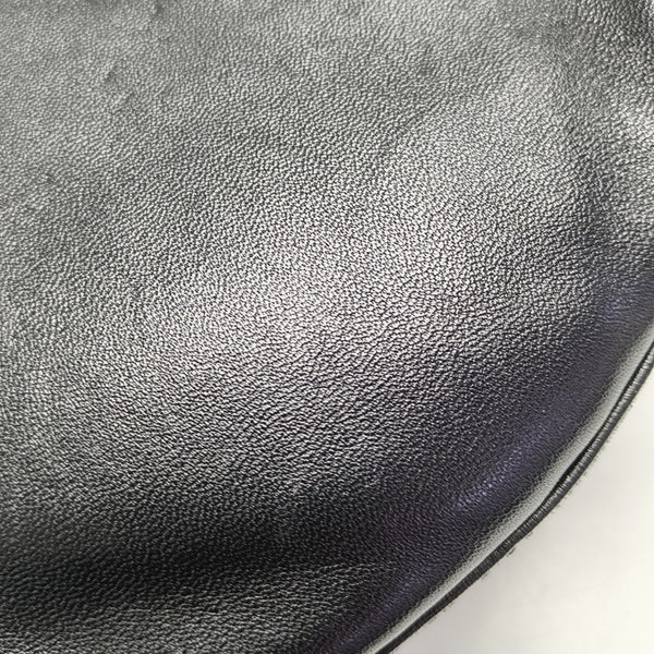 Souvenirs Velvet Black