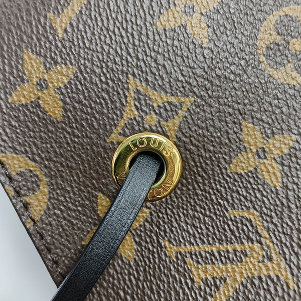 NÉONOÉ MM Monogram Coated Canvas Brown
