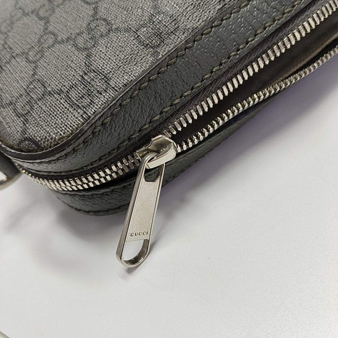 Lona Monogram Ophidia Gris