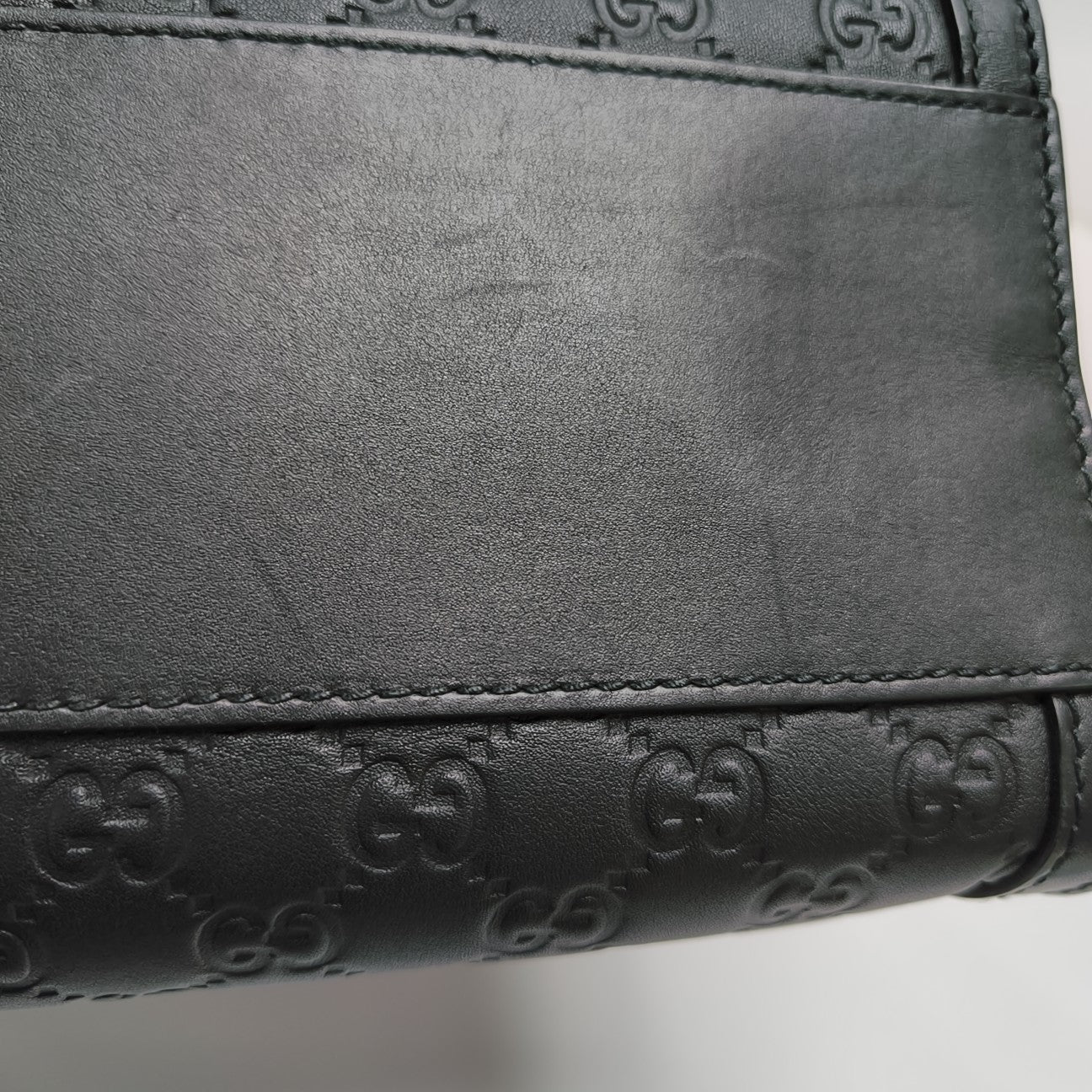 Padlock Medium Monogram Calfskin Black