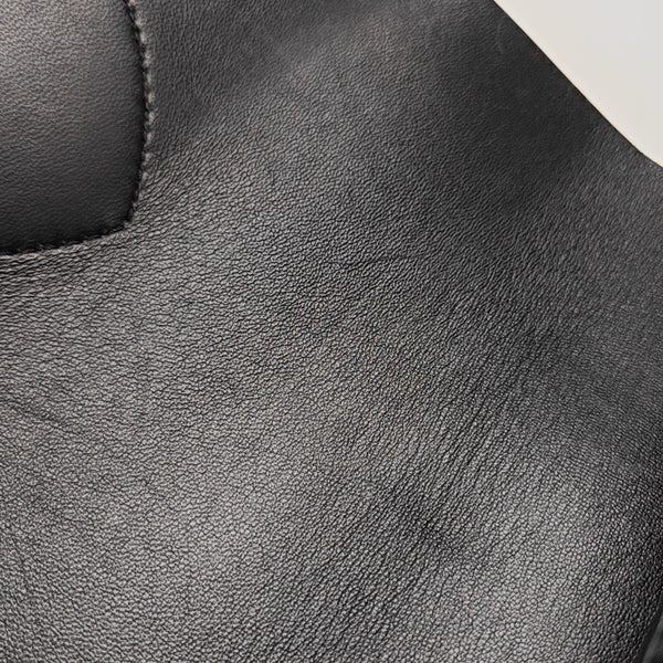 Square Stone Calfskin Black