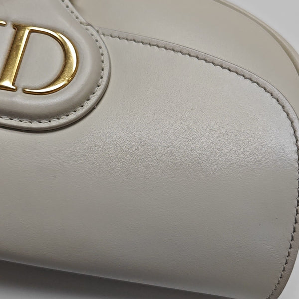 Bobby Medium Calfskin White