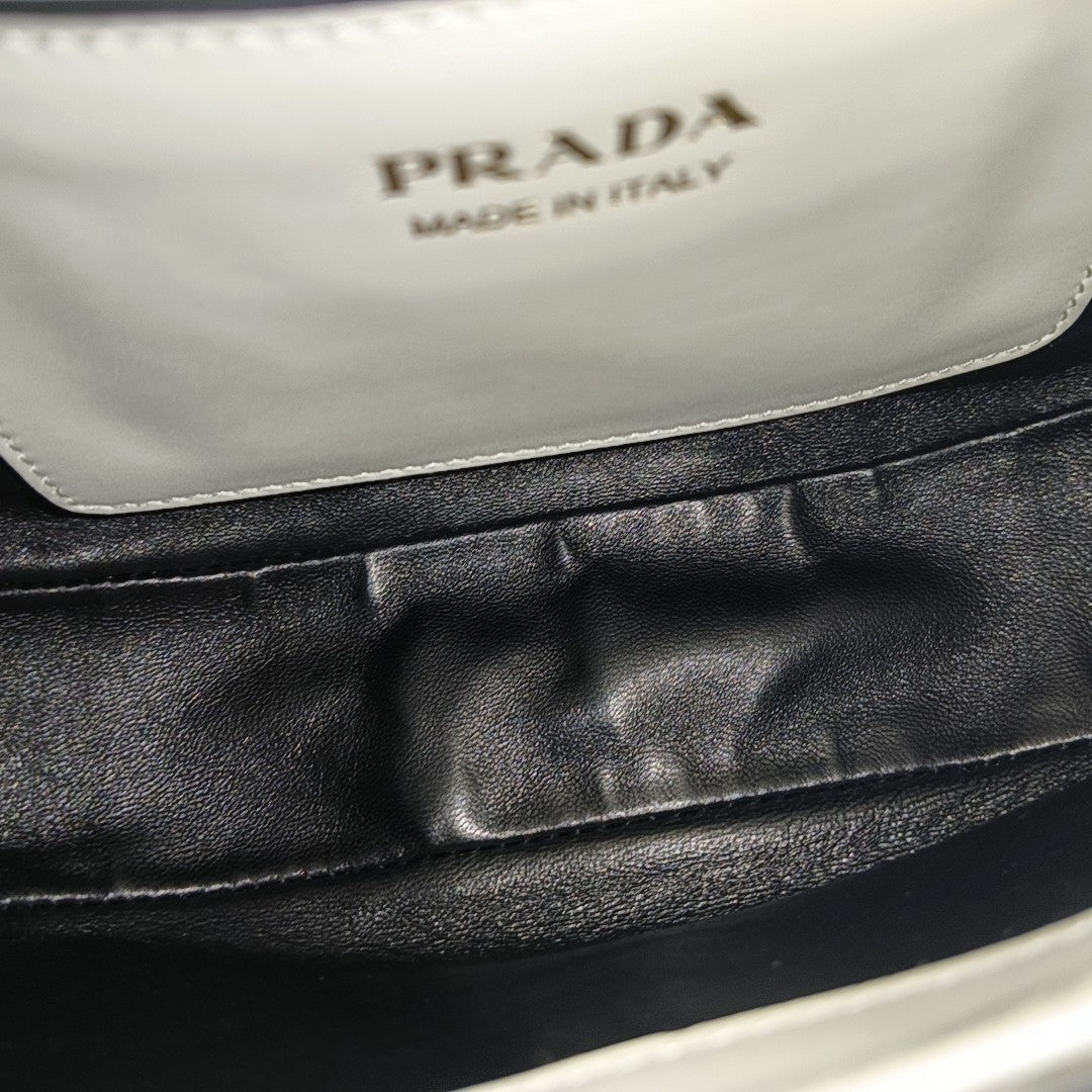 Arqué Calfskin White