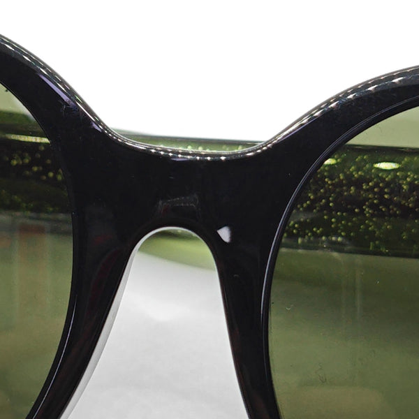 Gafas de sol sintéticas verdes