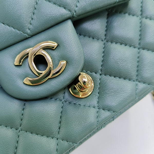 CLASSIC FLAP Mini Quilted Lambskin Green